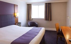 Premier Inn Leeds City Centre Exterior photo
