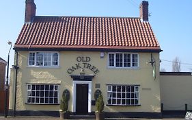 Old Oak Tree Hotel South Kilvington Exterior photo